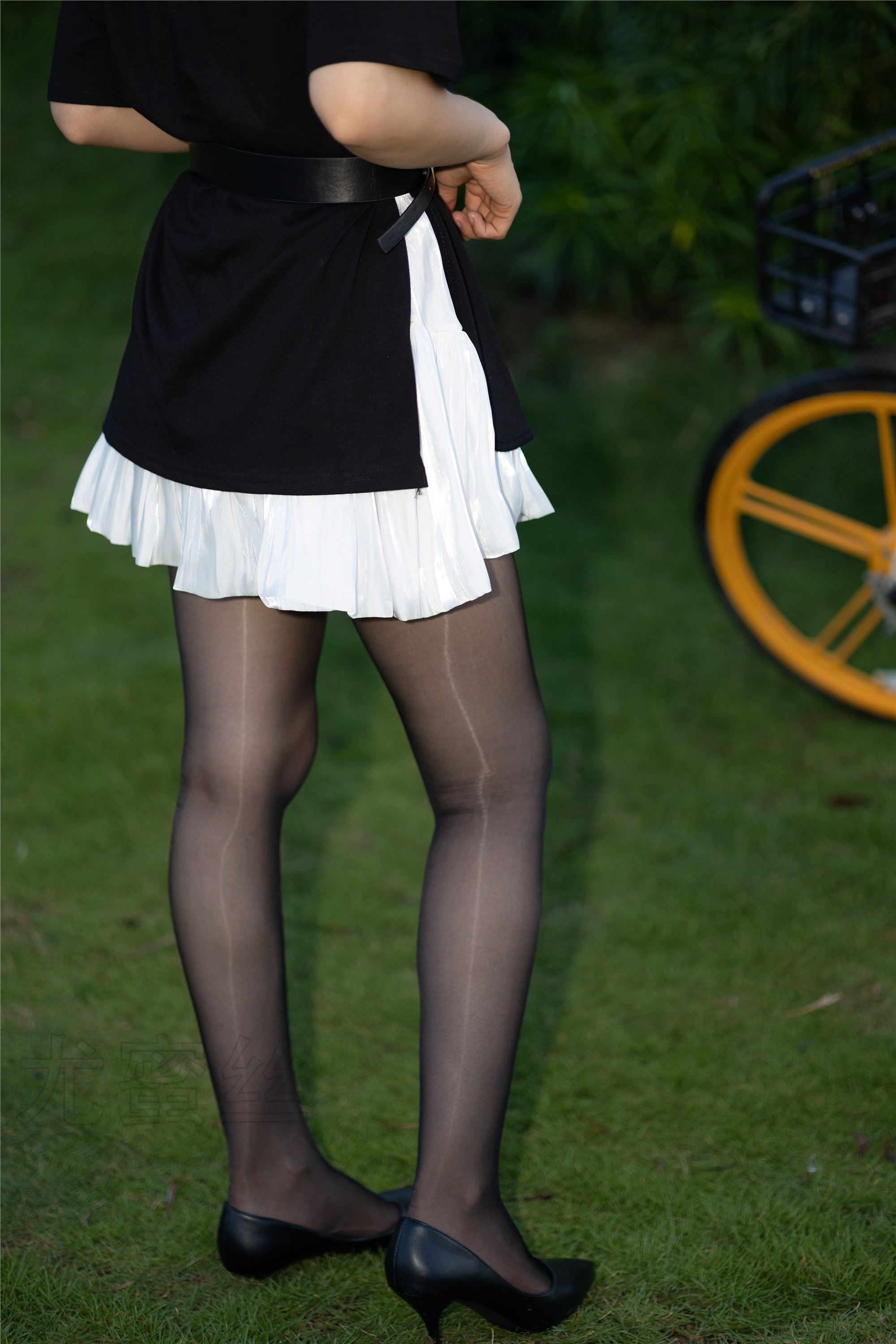 尤蜜丝 穿搭写真 NO.059